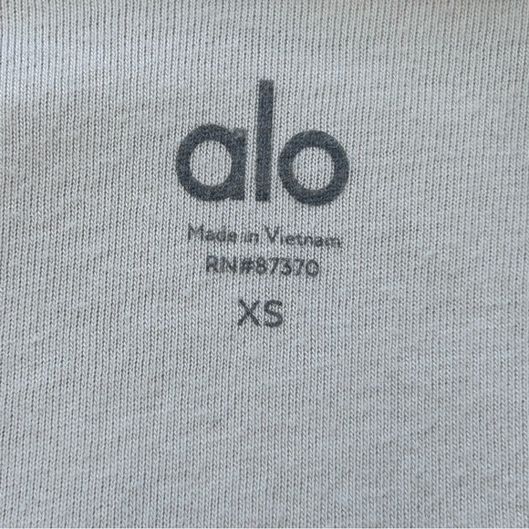 ALO Yoga Half Zip Pullover Jacket 3M Logo Men's XS Pullover Tan Beige Jacket - Picture 6 of 9